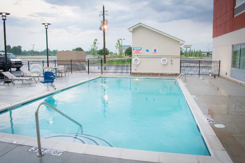 Holiday Inn Express & Suites West Memphis, An Ihg Hotel Exterior photo